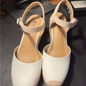 Elegant White Espadrille Sandals